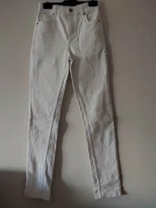 Pantalón tejano blanco mujer