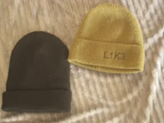 Pack 2 Gorros Invierno Negro y Verde Militar