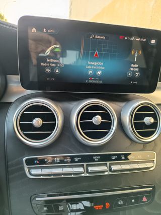 Mercedes-Benz GLC SUV 2022  hibrido enchufable