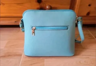 Bolso amplio, impermeable, resistente  (NUEVO!)