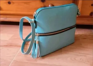 Bolso amplio, impermeable, resistente  (NUEVO!)