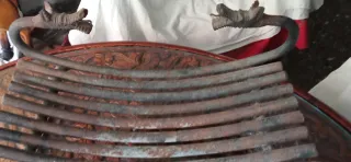 Antiguo morrillo con dragones