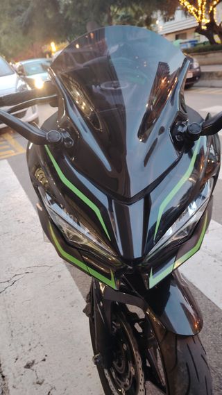 Kawasaki Ninja 400 Sport ABS.