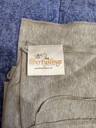 Fascia porta bebè grigia Libertyslings