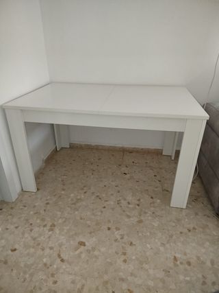 Mesa de comedor blanca brillo (extensible)