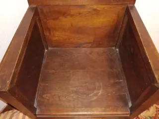 Sillónes de madera antiguos