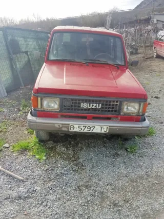 Isuzu Trooper 1990