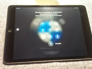 iPad Mini Negro y iPad normal