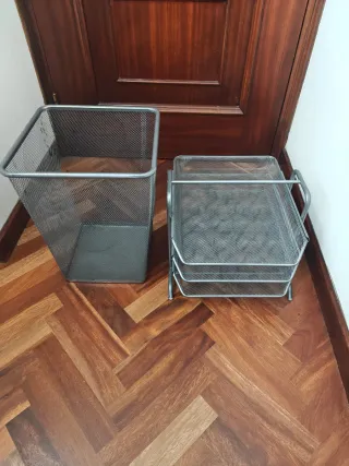Papelera y bandeja metálica escritorio
