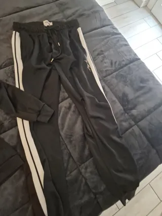 Tuta sportiva uomo nera e bianca