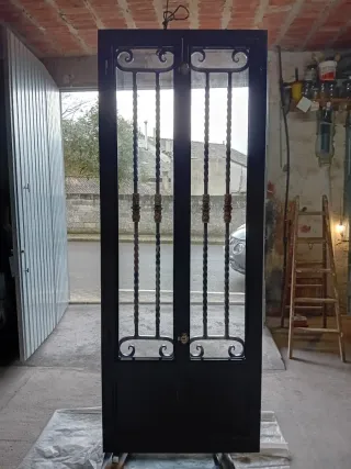 Puerta de forja 2,30x89