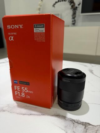 Sony FE 55mm f/1.8 ZA Zeiss Objetivo