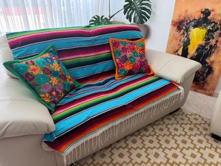 Manta mexicana a rayas celestes-multicolor