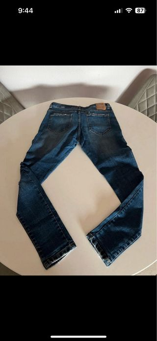 Pantalón vaquero Bershka desgastado Talla 40