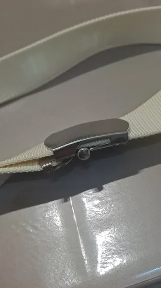 Cintura tattica bianca con fibbia metallica