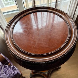 Mesa auxiliar estilo Imperio