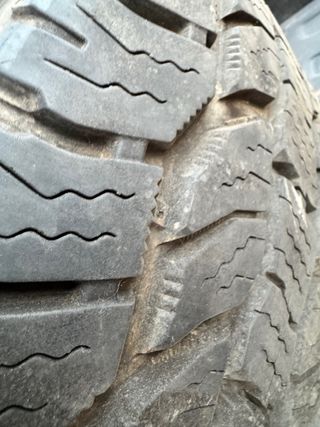 Llantas Toyota Serie 200, Tundra, Sequoia