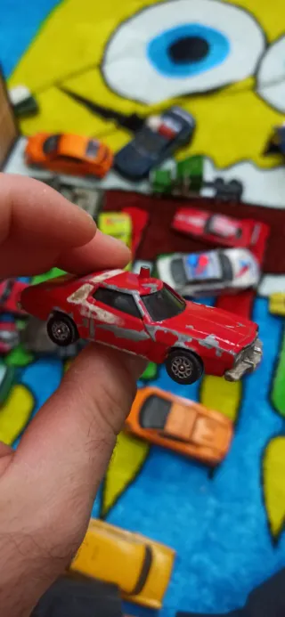 Corgi Coche Rojo