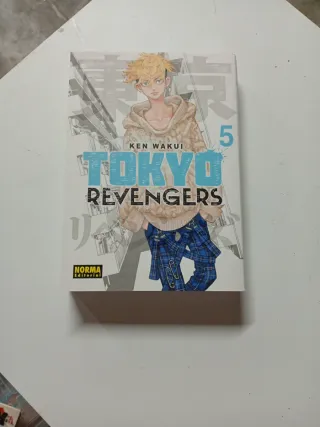 TOKYO REVENGERS 05