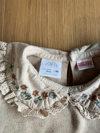 Jersey niña cuello bordado