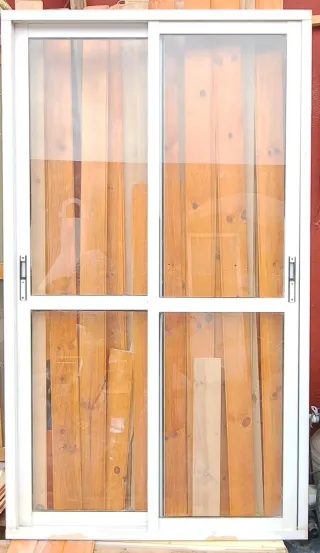 Puerta corredera aluminio 2 hojas