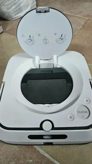 Robot Friegasuelos iRobot Braava Jet