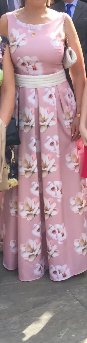 Vestido largo floral rosa