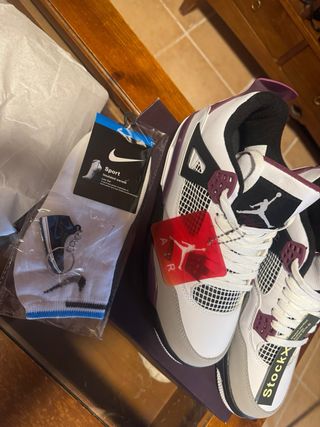 Air Jordan 4 Retro PSG Talla 44 EU Nuevas sin usar
