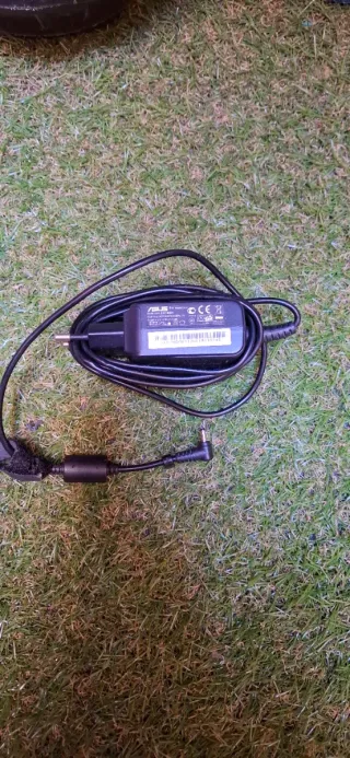 Cargador Asus