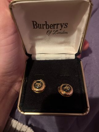 Burberrys of London Gemelos Dorados y Negros