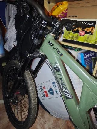 Bicicleta descenso Specialized