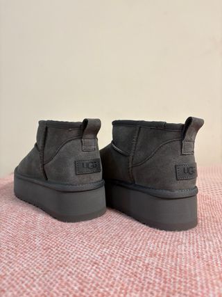Stivali UGG Classic Ultra Mini Grigi