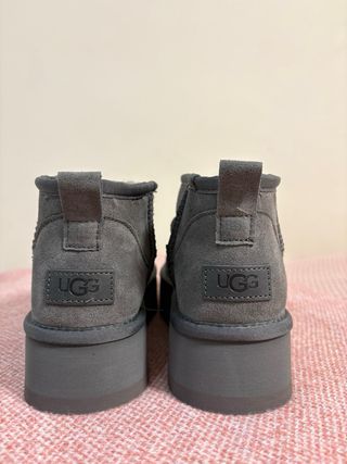 Stivali UGG Classic Ultra Mini Grigi