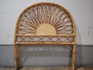Cabecero de bambú y ratán