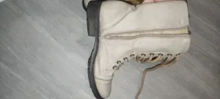 Botas Mustang Beige Talla 36