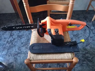 Motosierra Eléctrica VOLTOR 16