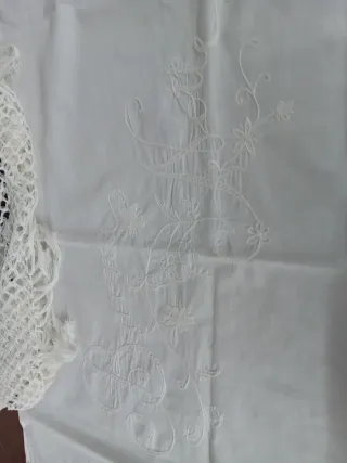 Asciugamani ricamate a mano in cotone lino