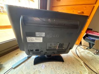 Televisor LG LCD Negro