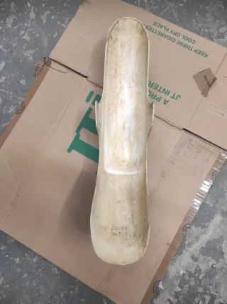 Guardabarros delantero Jonie