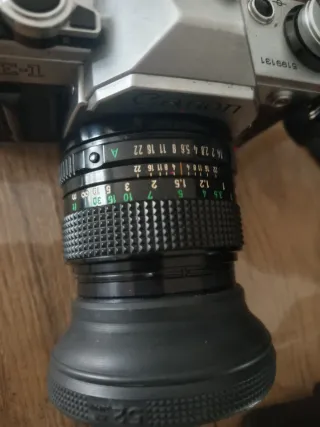 Canon AE-1 Set Cámara + Flash + Teleconvertidor