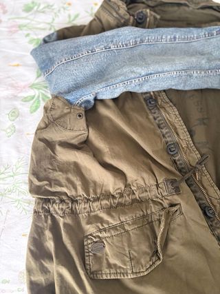 Chaqueta militar verde y azul