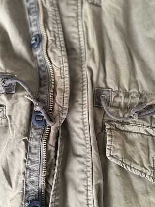 Chaqueta militar verde y azul