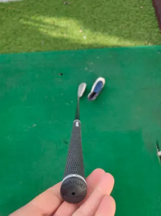 Hierro 9 híbrido Cleveland HB3