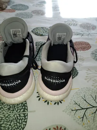 Zapatillas Adidas Negras y Rosas