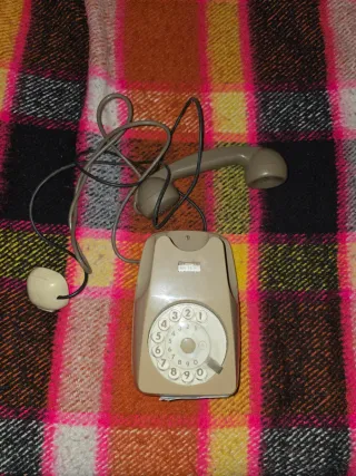 Telefono da muro SIP vintage