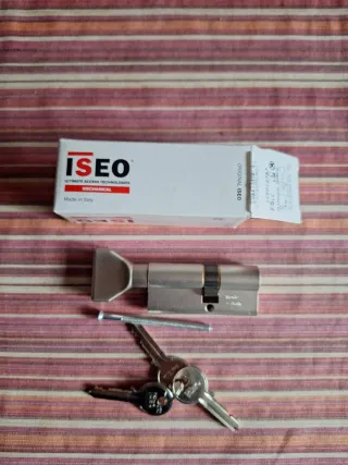 Cerrojo ISEO Mecánico con Llaves