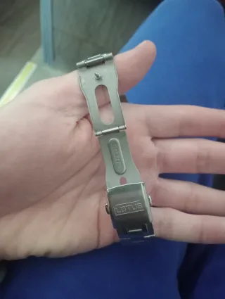 Reloj Lotus Hombre Negro y Plateado