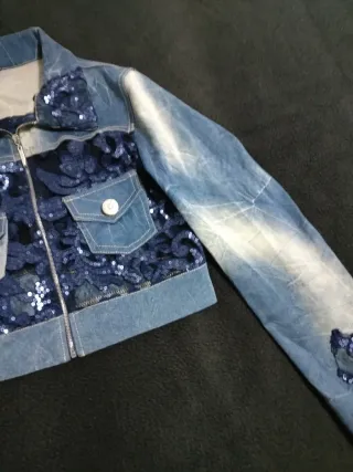 Giacca cropped pizzo e paillettes