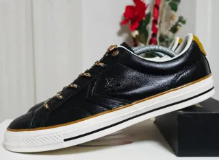 Converse Star Player Leather OX Negro/Oro