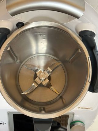 Thermomix TM6 poco uso, con garantía